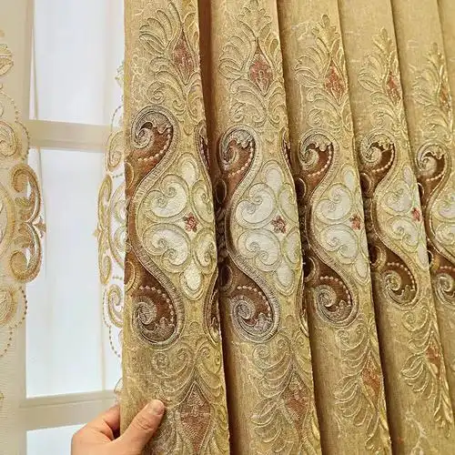 新款高端雪尼尔遮光窗帘刺绣大气风客厅卧室免打孔加厚窗帘布定制