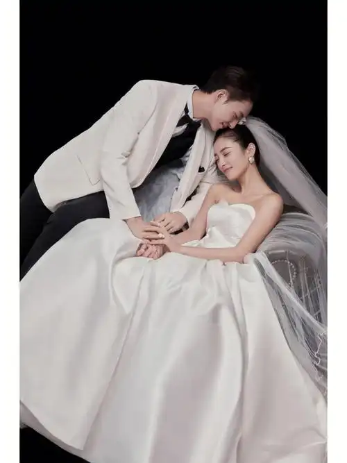 黑色经典内景婚纱照温州婚纱照简约高级