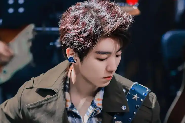 王俊凯 我们的乐队 - 堆糖,美图壁纸兴趣社区