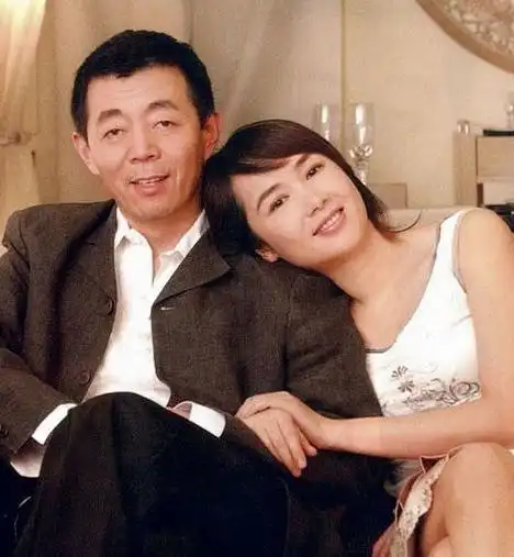 顾长卫蒋雯丽协议离婚 20年坎坷婚姻生活大回顾