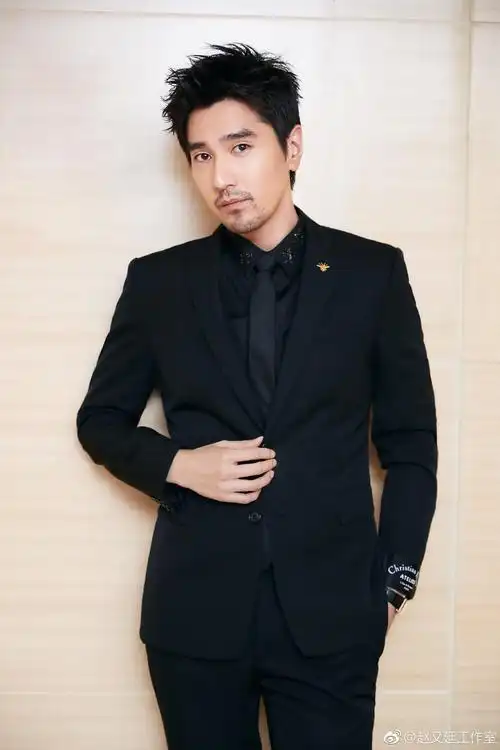 高以翔,彭于晏,赵又廷,阮经天谁的颜值更帅?