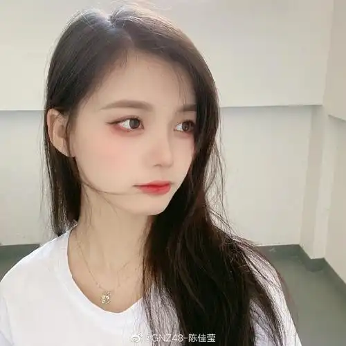 美少女gnz48-陈佳莹迷人美照好看_高清图集_新浪网