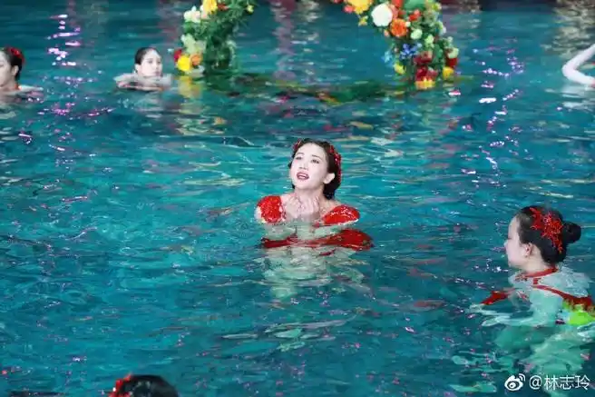 春晚明星集体逆生长47岁的闫妮45岁的林志玲为啥他们长不老