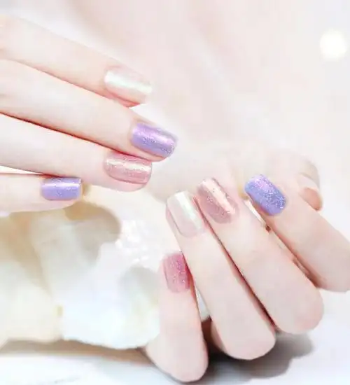 夏季显手白极光美甲2021年最新款式