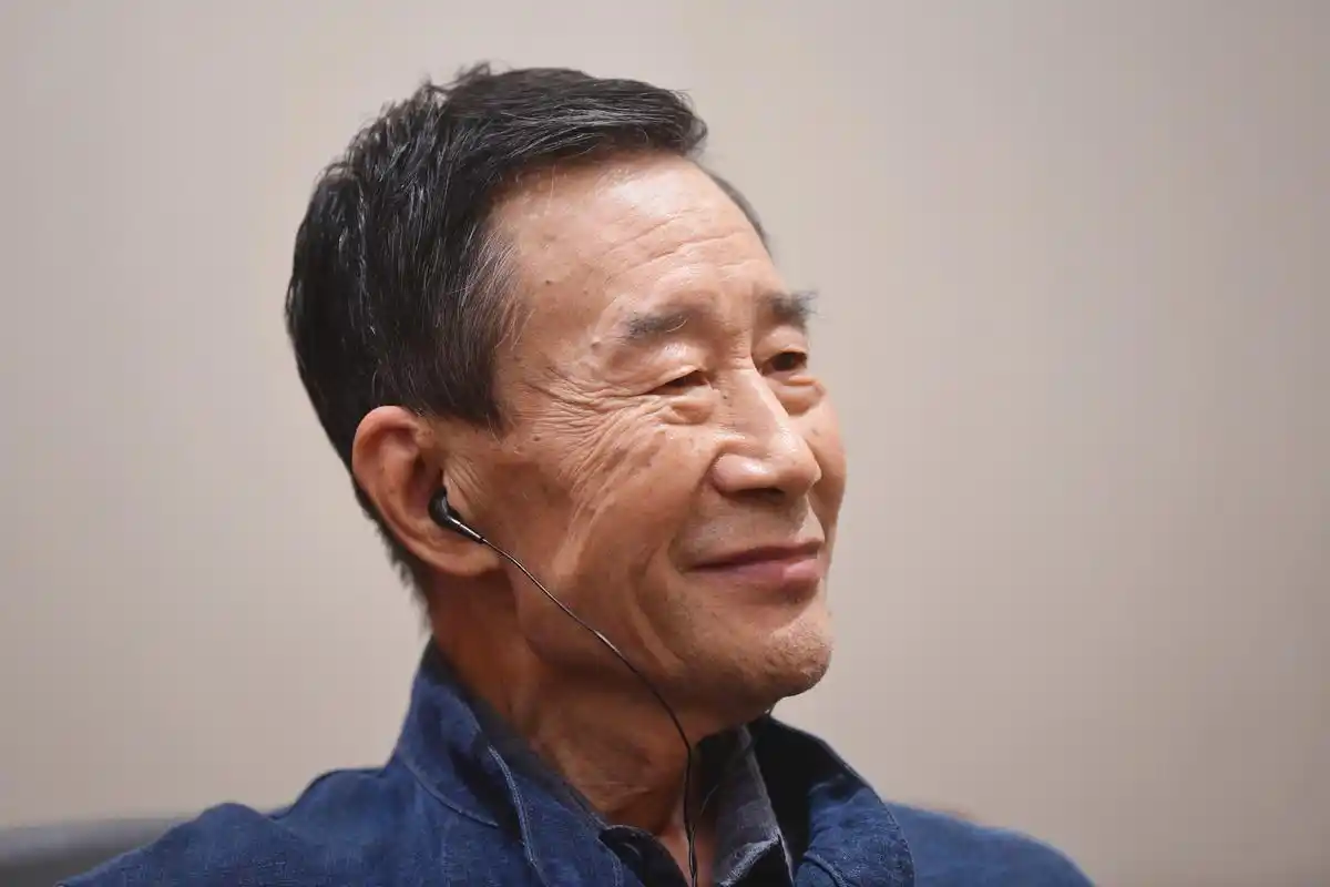 从领奖人,颁奖人到评奖人,李雪健与北影节缘分有多深?