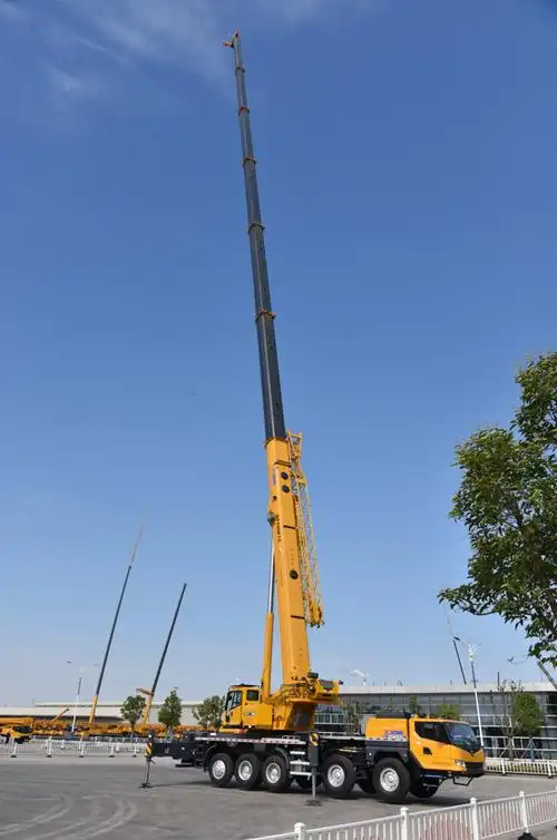 徐工qy100k7c吊车5桥7节臂很火爆主臂75米主臂加长节14m副臂175米